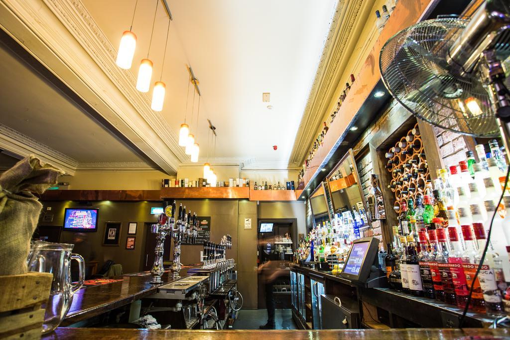 The Duke Of Edinburgh Hotel & Bar بارو في فرنيس المظهر الخارجي الصورة