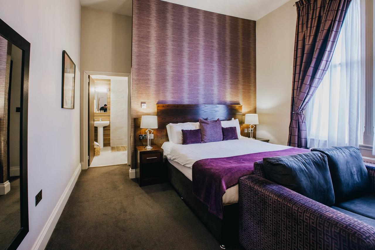 The Duke Of Edinburgh Hotel & Bar بارو في فرنيس المظهر الخارجي الصورة